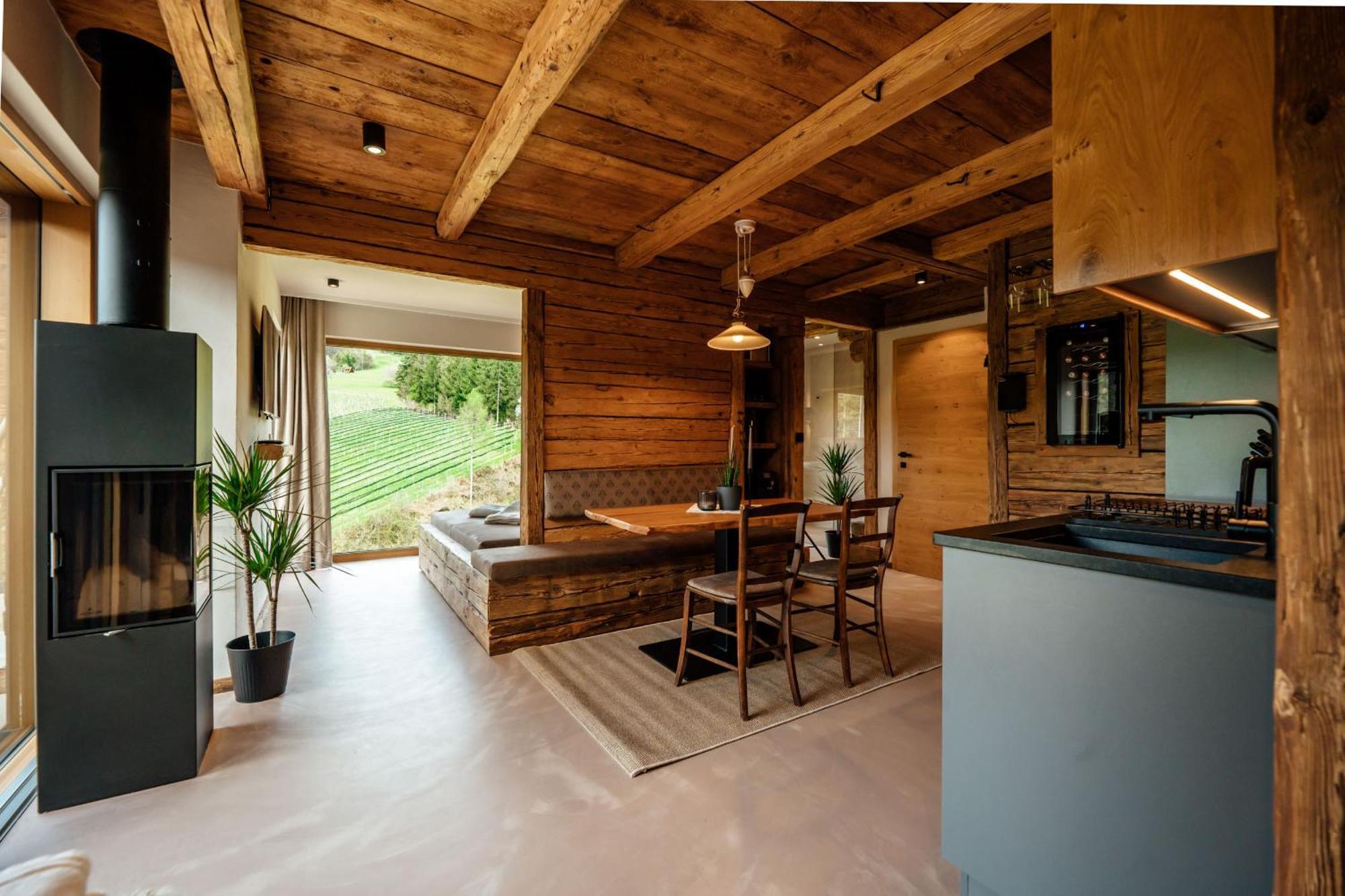 Chalet "Troadkostn" Mit Finnischer Panoramasauna & Edelstahl Hot Tub Eibiswald ภายนอก รูปภาพ